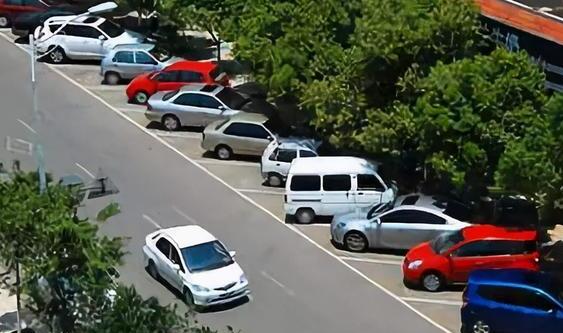 45度斜車位劃線標(biāo)準(zhǔn)尺寸圖，45度斜停車位設(shè)計圖？